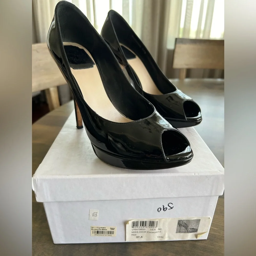 Miss Dior Escarpine Patented Leather Pumps Noir